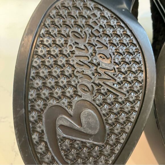 BM Bernie Mev. Claire Pull-On Open Peep Toe Heeled Slides Shoes Boots Black 37 - Picture 11 of 11